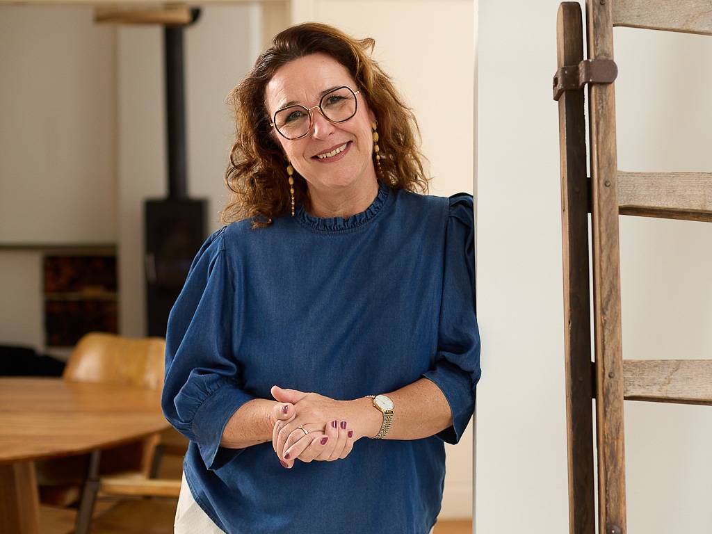 Van Velzen Regelt - Jouw online assistentie, dat jij weer áán je bedrijf kunt werken in plaats van ín je bedrijf.